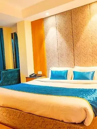 *** Hotel Alarks Inn Shimla India